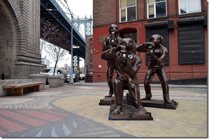 PaparazziDogs-PearlSteetTriangle-1